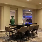 Renaissance Los Angeles Airport Hotel